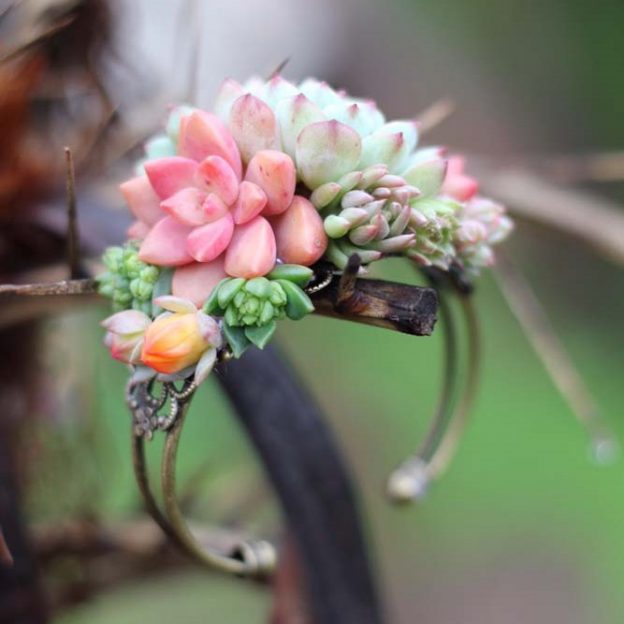 wedding bracelet bridesmaids corsage succulents red pink green flowers